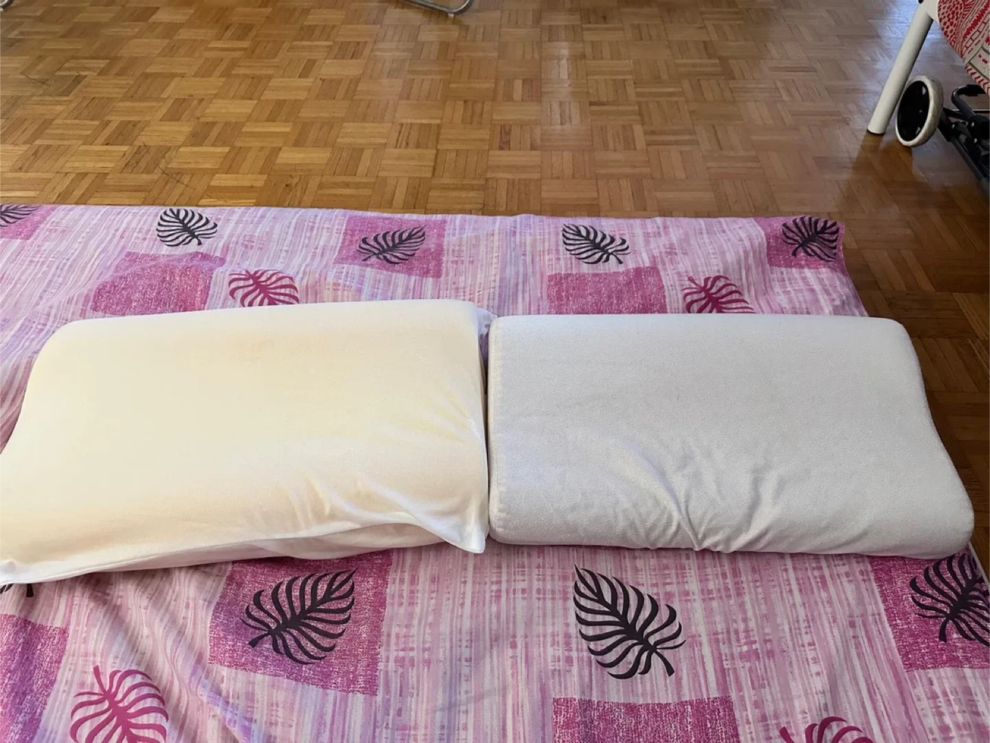 Ergonomics pillows for sale thumbnail