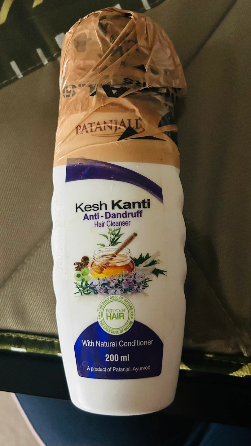 Patanjali Kesh Kanti Anti-Dandruff Hair Cleanser