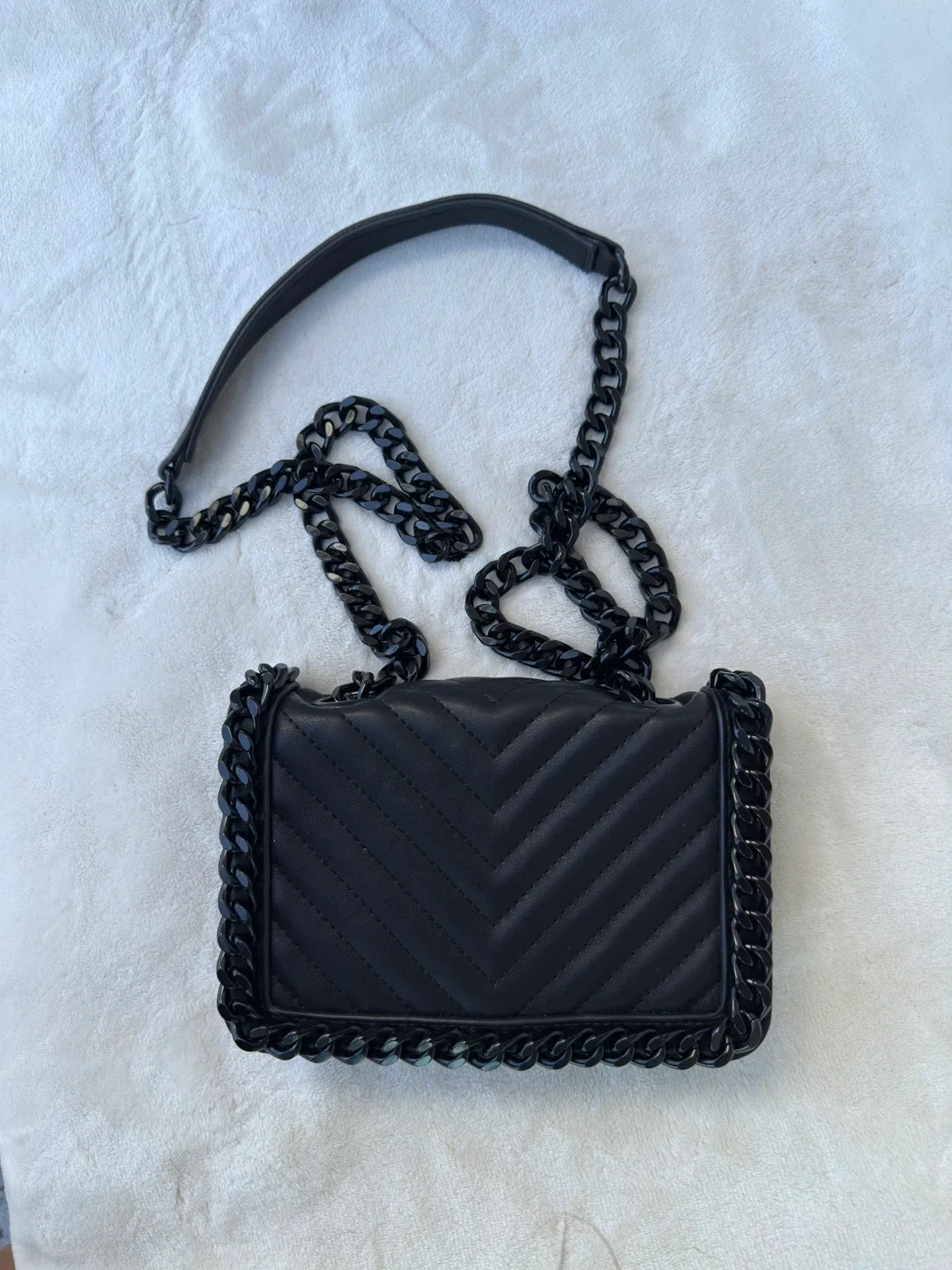 Aldo Black Crossbody Bag image indicator(4)