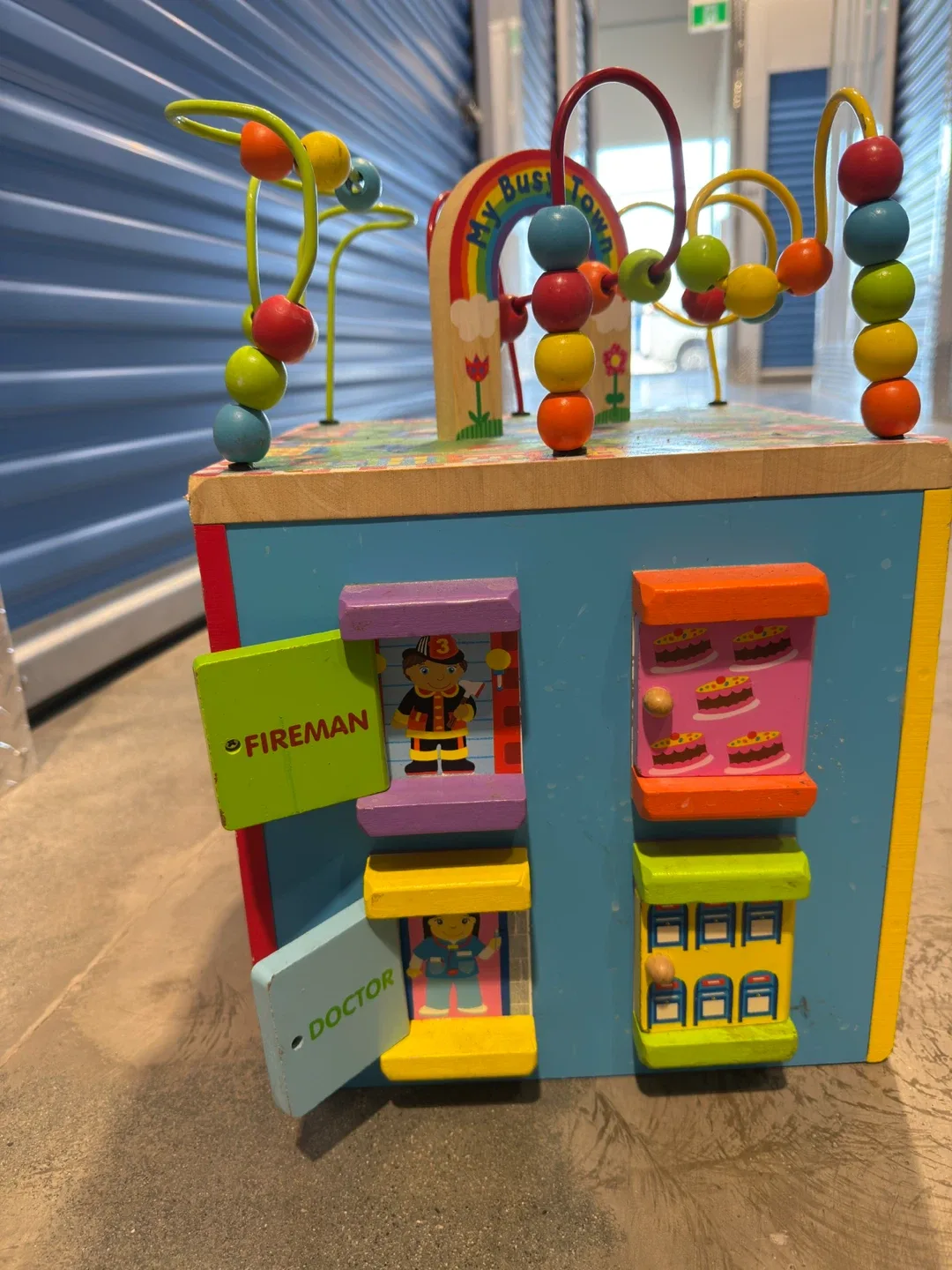 Busy Town Wooden Activity Cube image indicator(4)