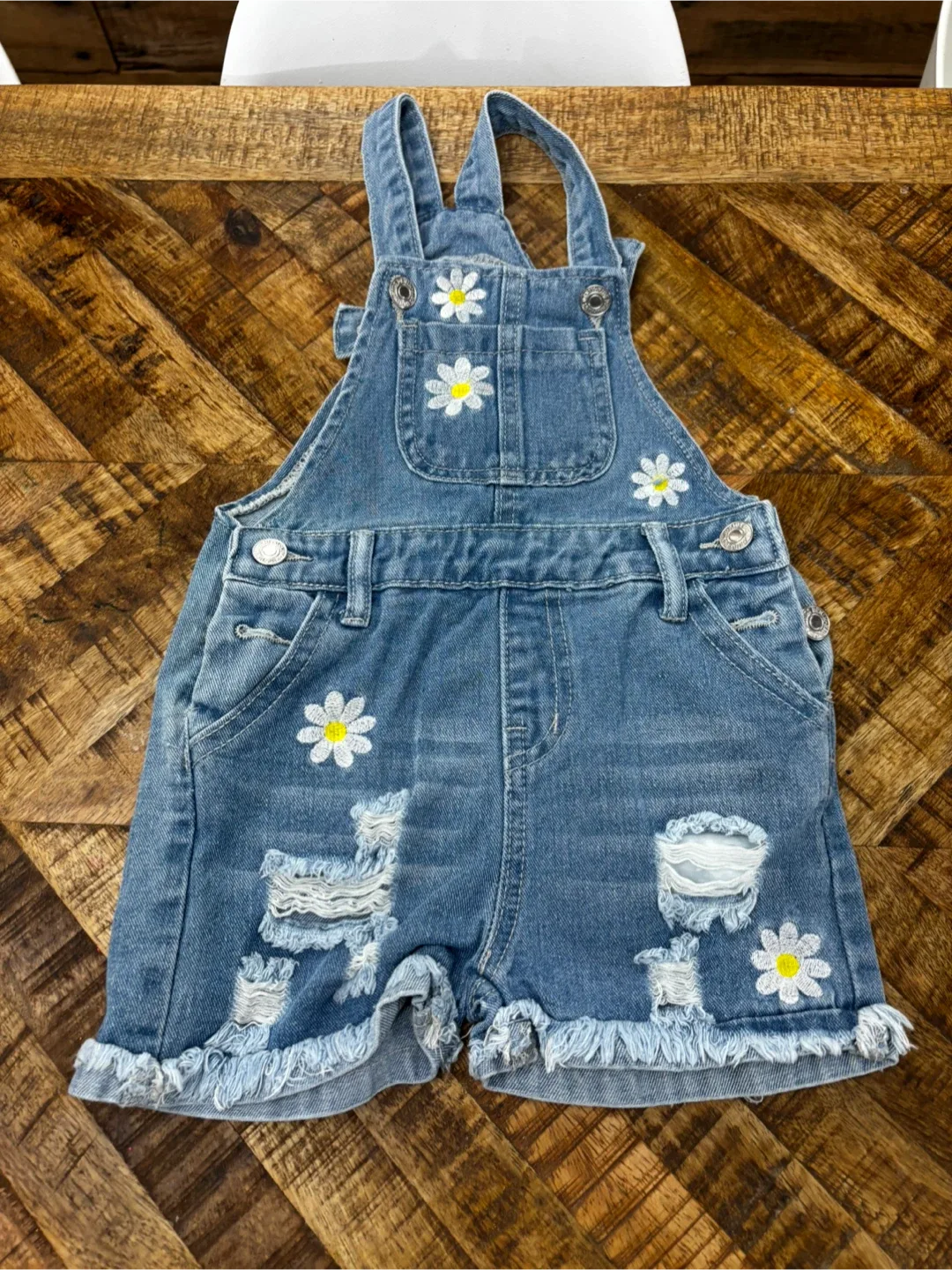 Girls 5T Overalls image indicator(4)