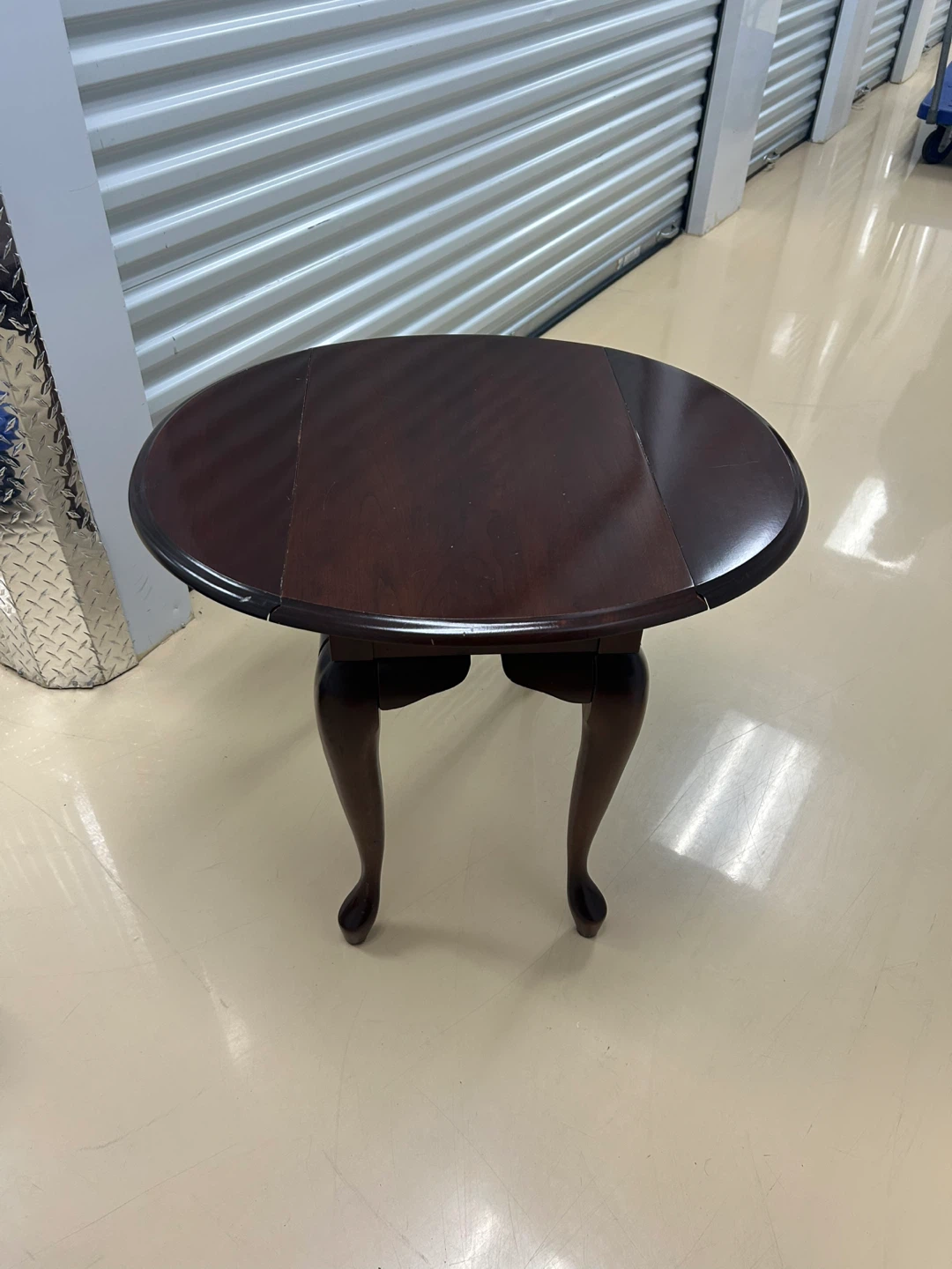 Dark Wood Round Side Table - photo 2