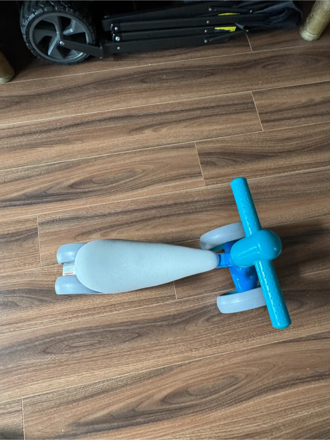 Mini Bike for Toddlers - Blue & White image indicator(3)