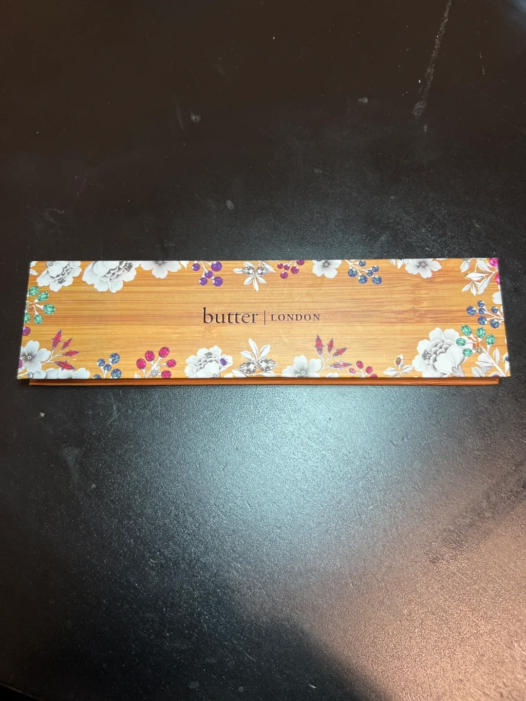 butter LONDON Natural Goddess Eyeshadow Palette image indicator(2)