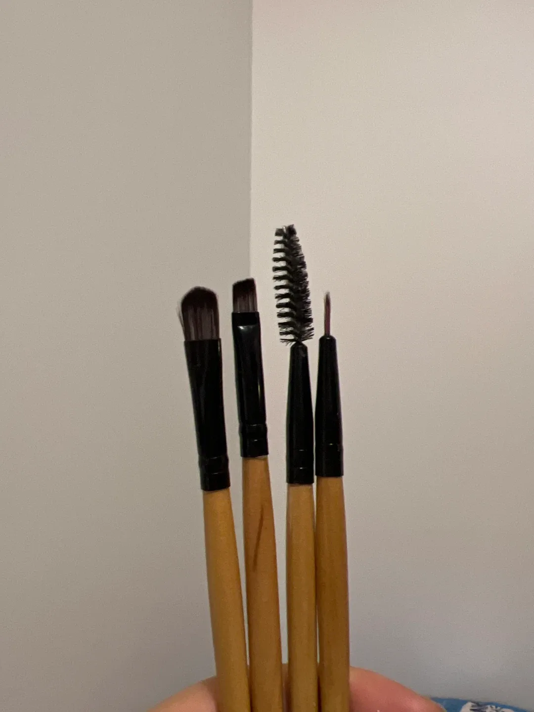 Makeup Brushes image indicator(2)