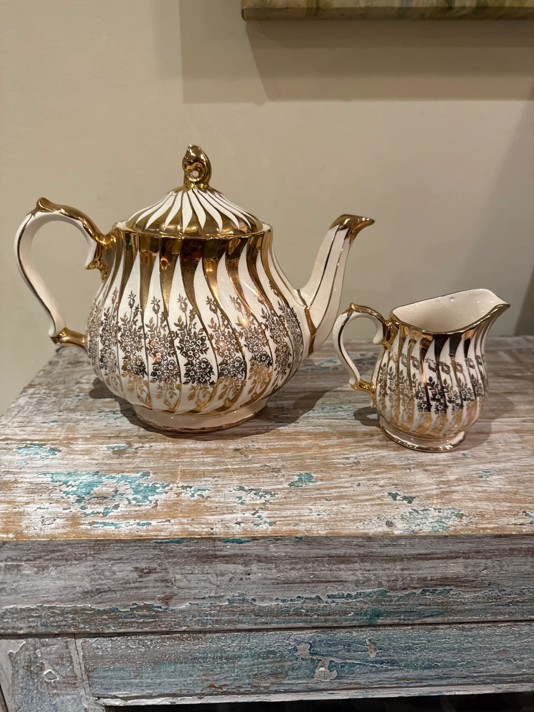Sadler England Cream & Gold Teapot Set