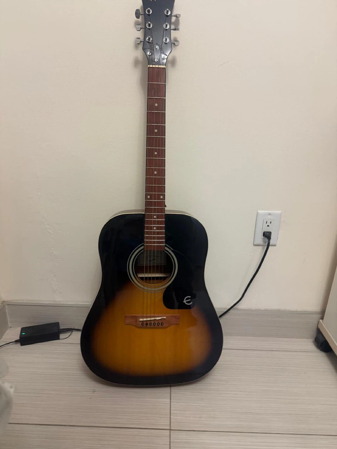 Epiphone Acoustic Guitar - FT-100 VS - photo 4