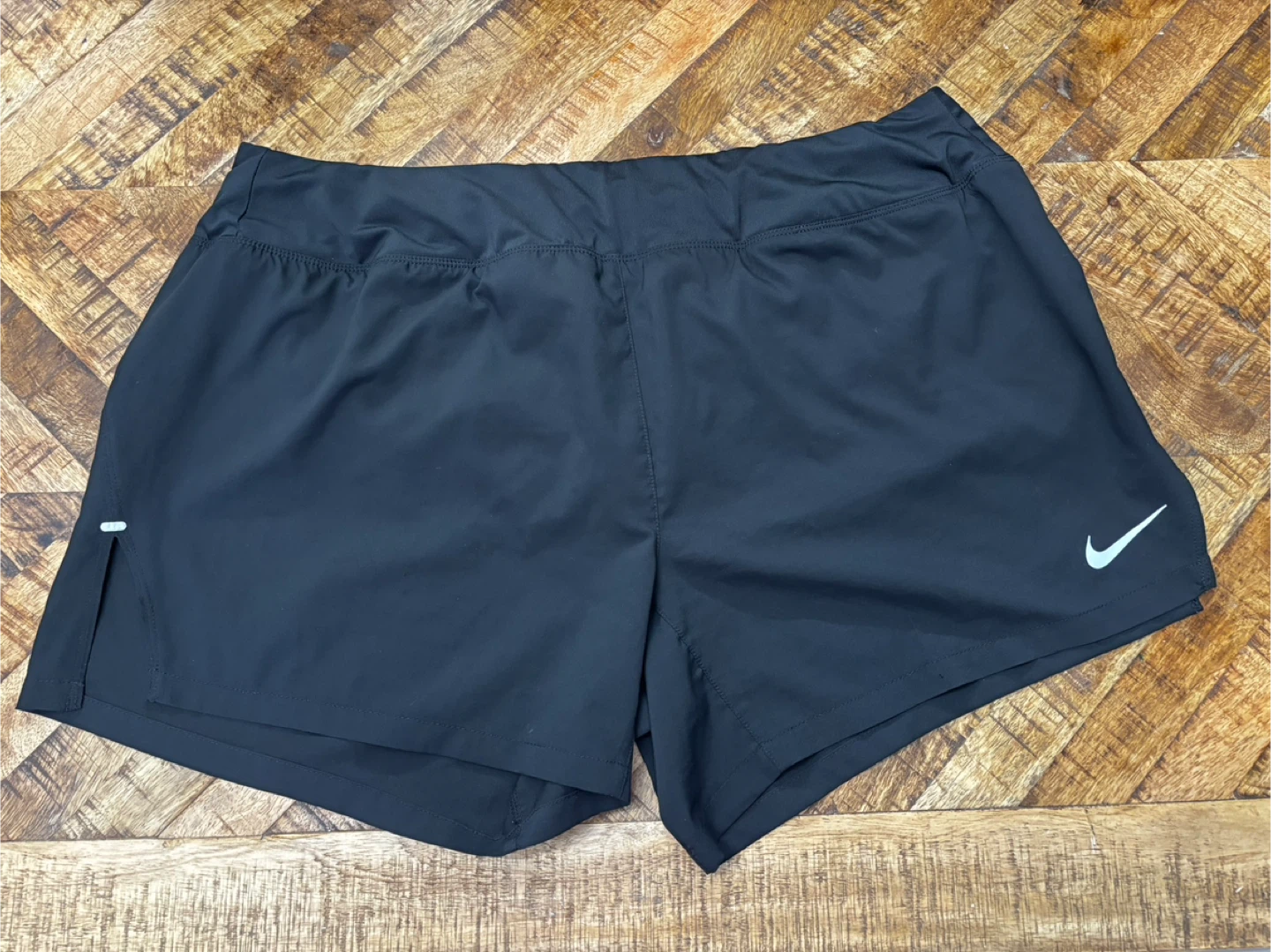 Women’s Nike Running Shorts- XL - photo 2