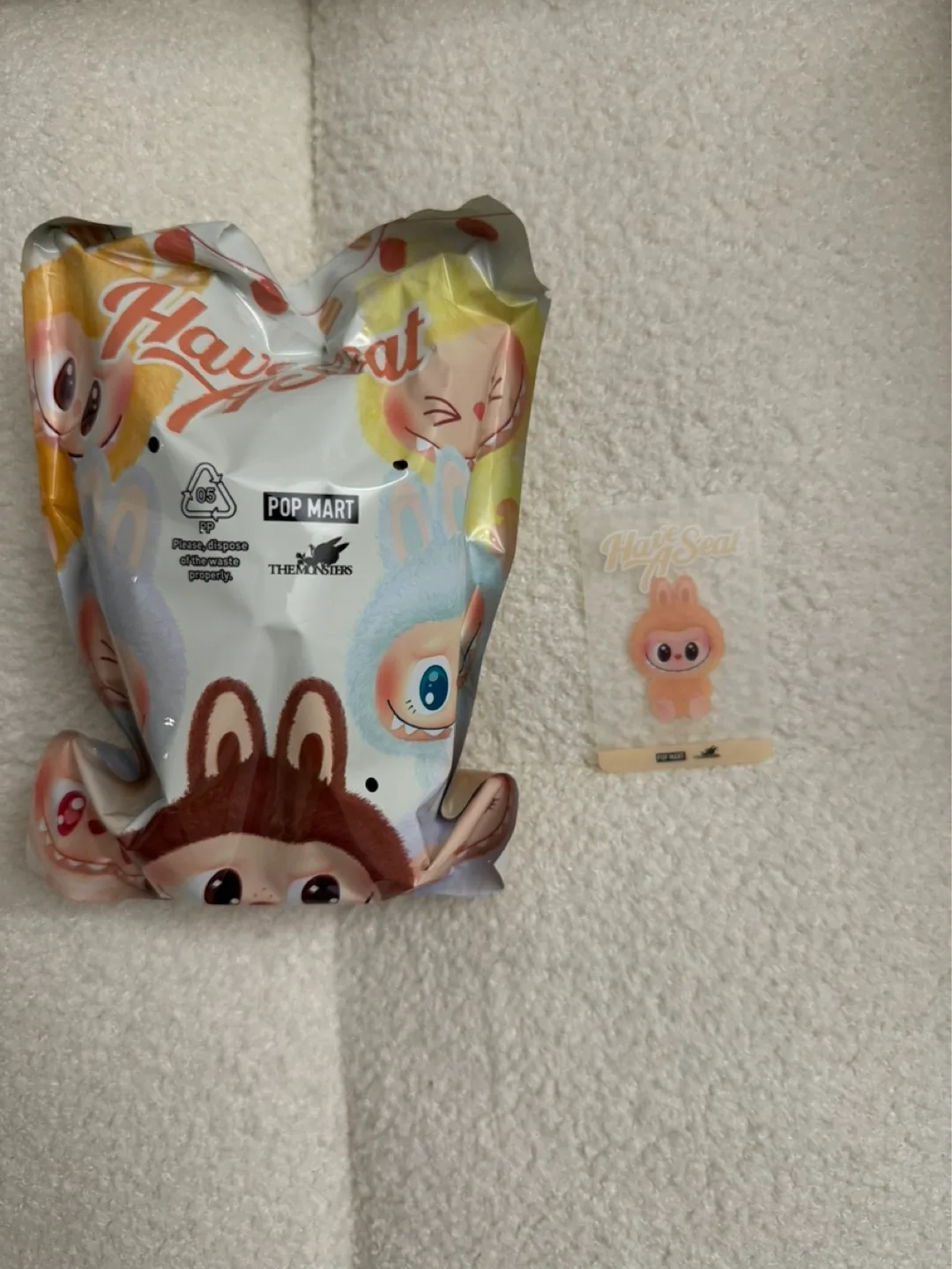 😍Fully-Sealed Authentic Labubu Sisi image indicator(2)