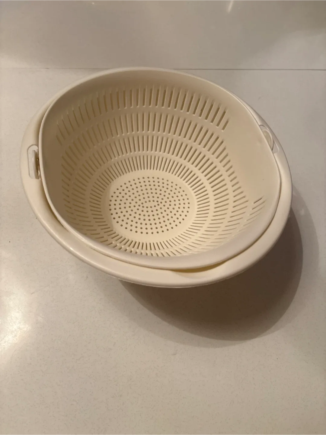 Cream Colander and Bowl Set thumbnail