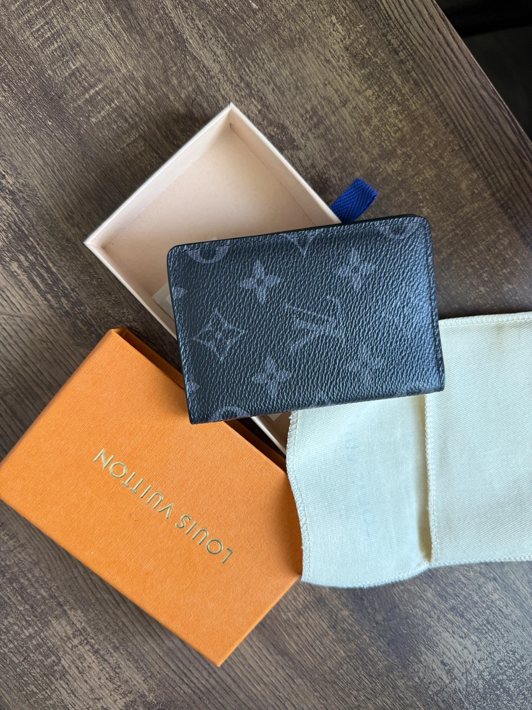 Louis Vuitton Multiple Wallet - Excellent Condition! - photo 3
