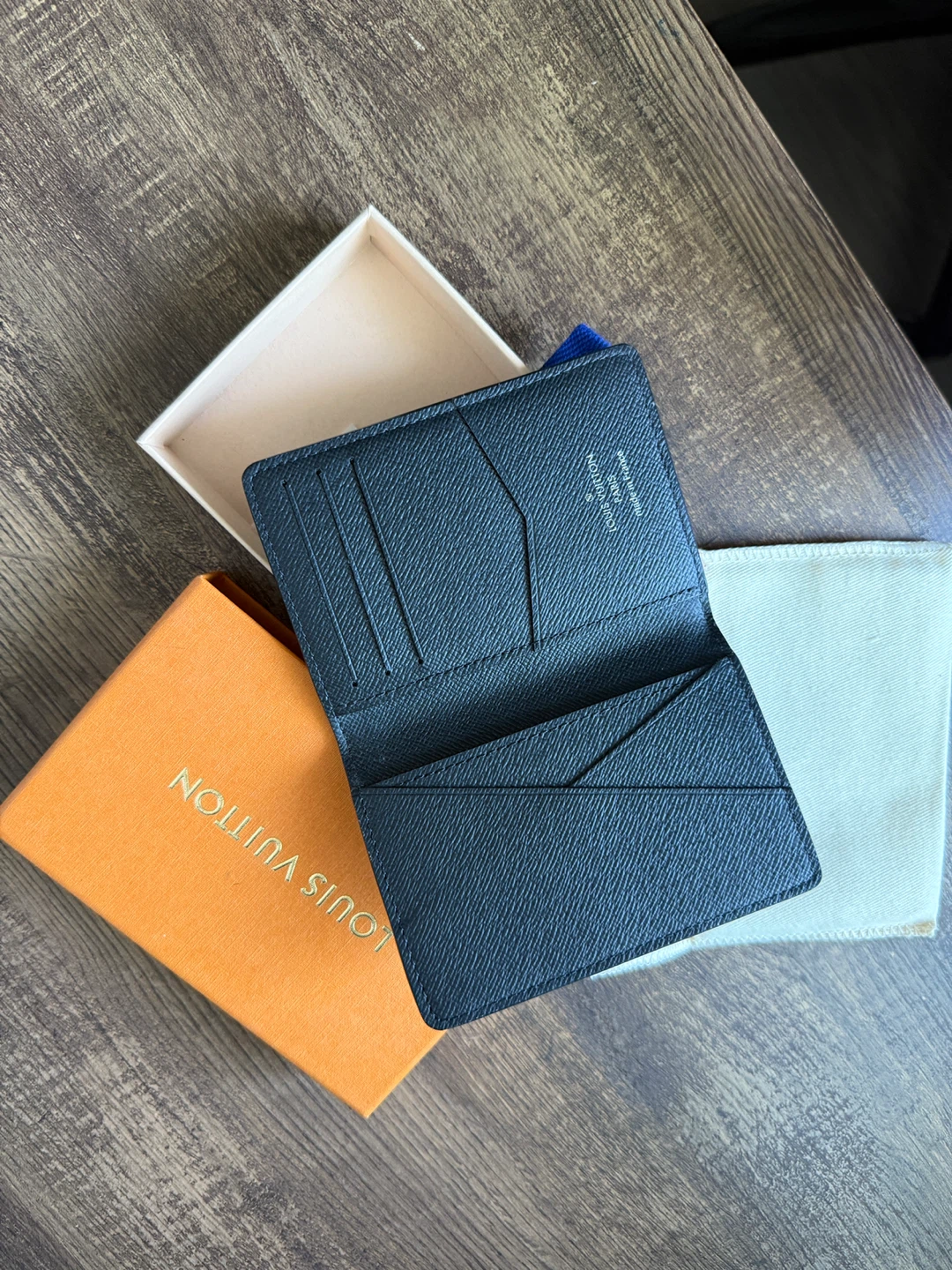 Louis Vuitton Multiple Wallet - Excellent Condition! - photo 2