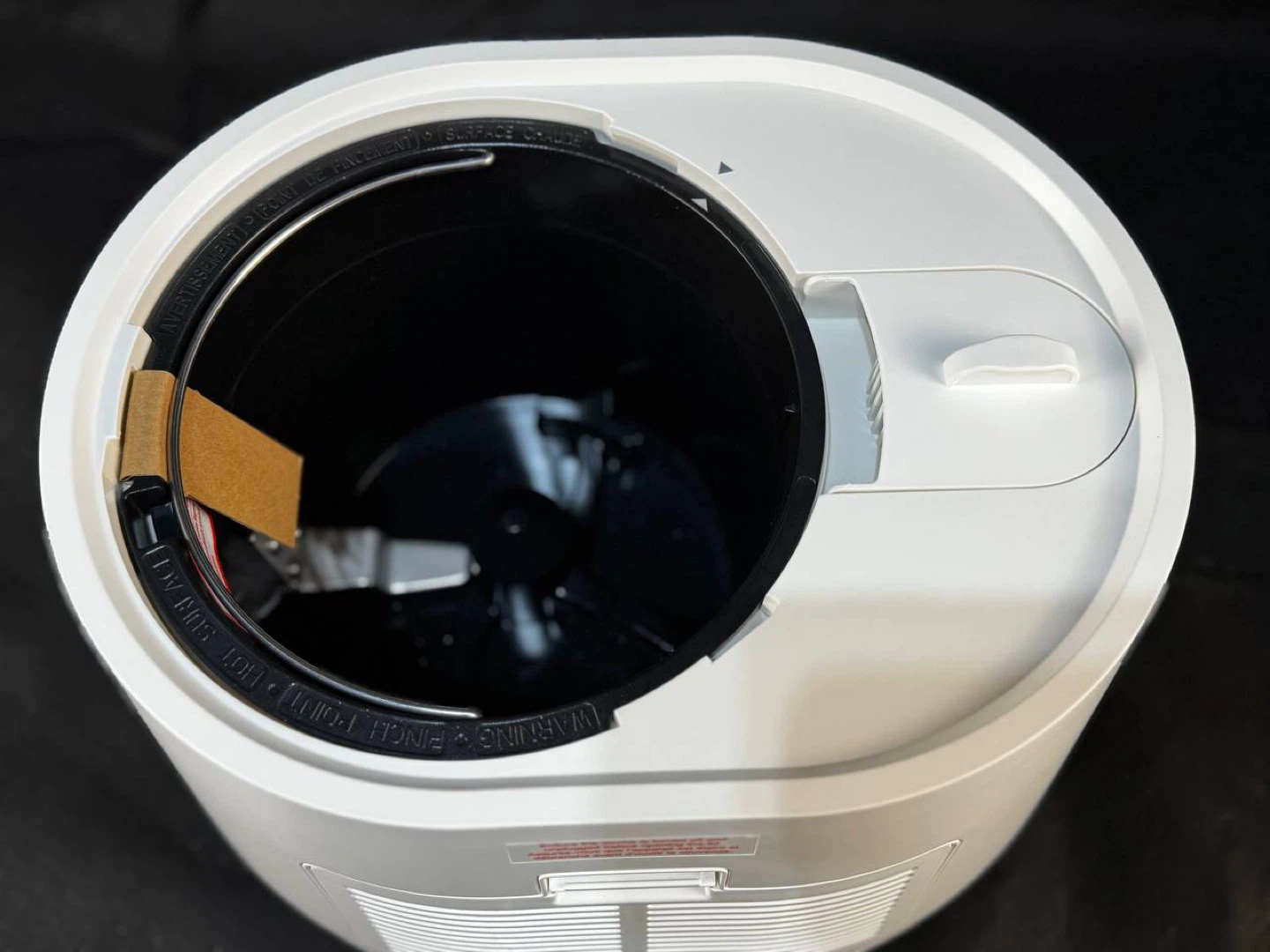 LOMI Smart Waste Kitchen Composter by Pela Earth - photo 2