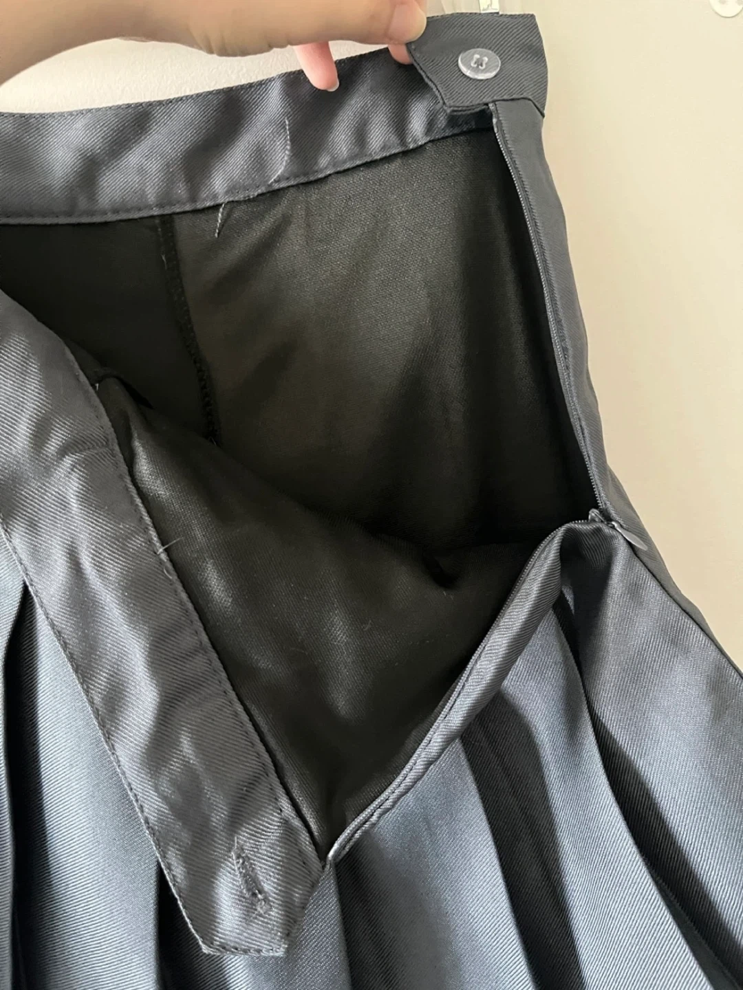 [15 for 2]Grey A-Line Skirt & White ballet style skirt - photo 4