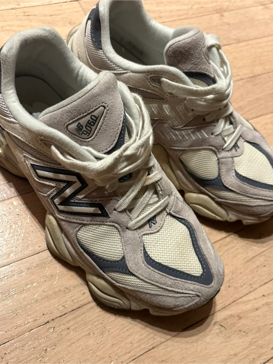 New Balance 9060