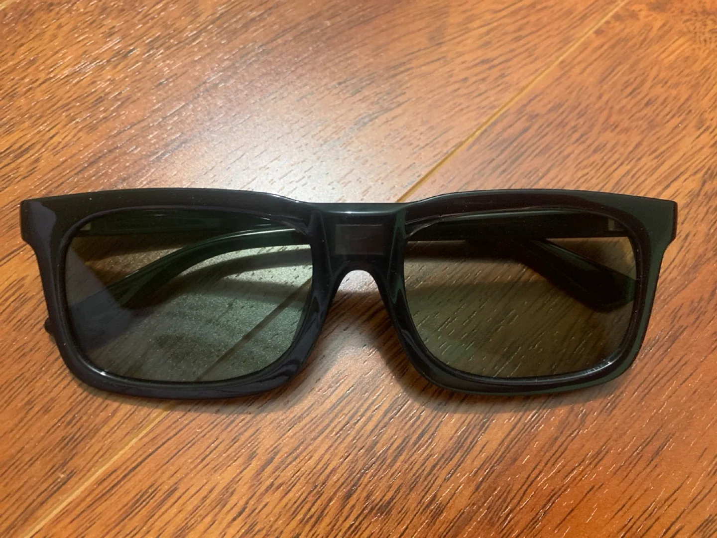 BNIB color changeable sunglasses image indicator(3)