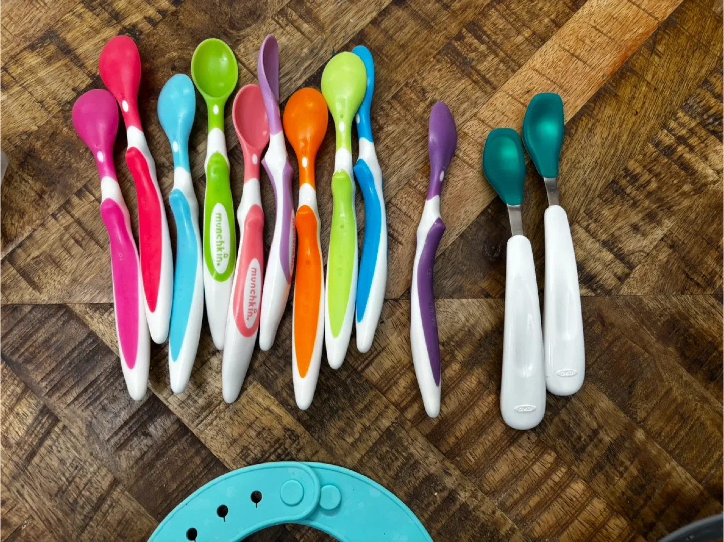 Baby Feeding Lot: Bibs, Spoons, Feeder and High Chair Mat image indicator(3)