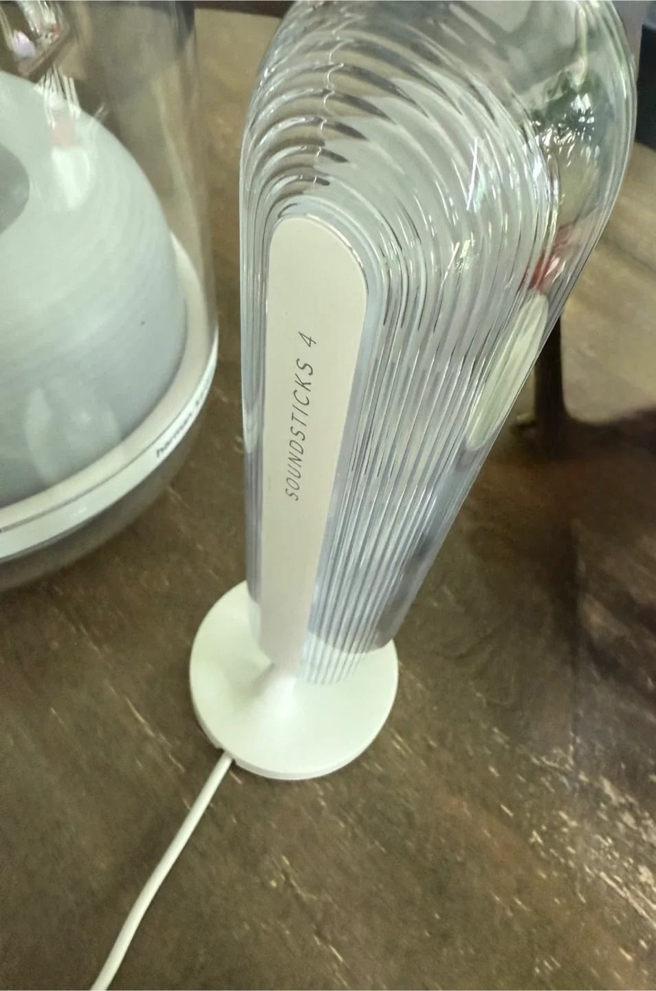 Harman Kardon SoundSticks 4 image indicator(6)