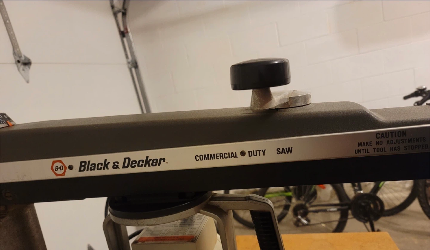 Black & Decker Commercial Duty Saw