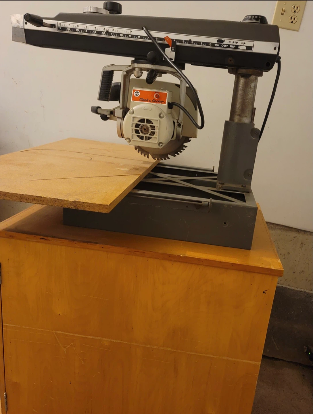 Black & Decker Commercial Duty Saw - photo 2