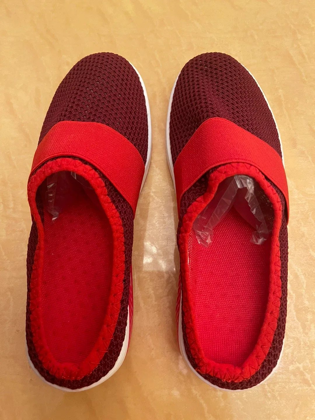 Red Slip on Comfort Shoes Size 6 image indicator(2)