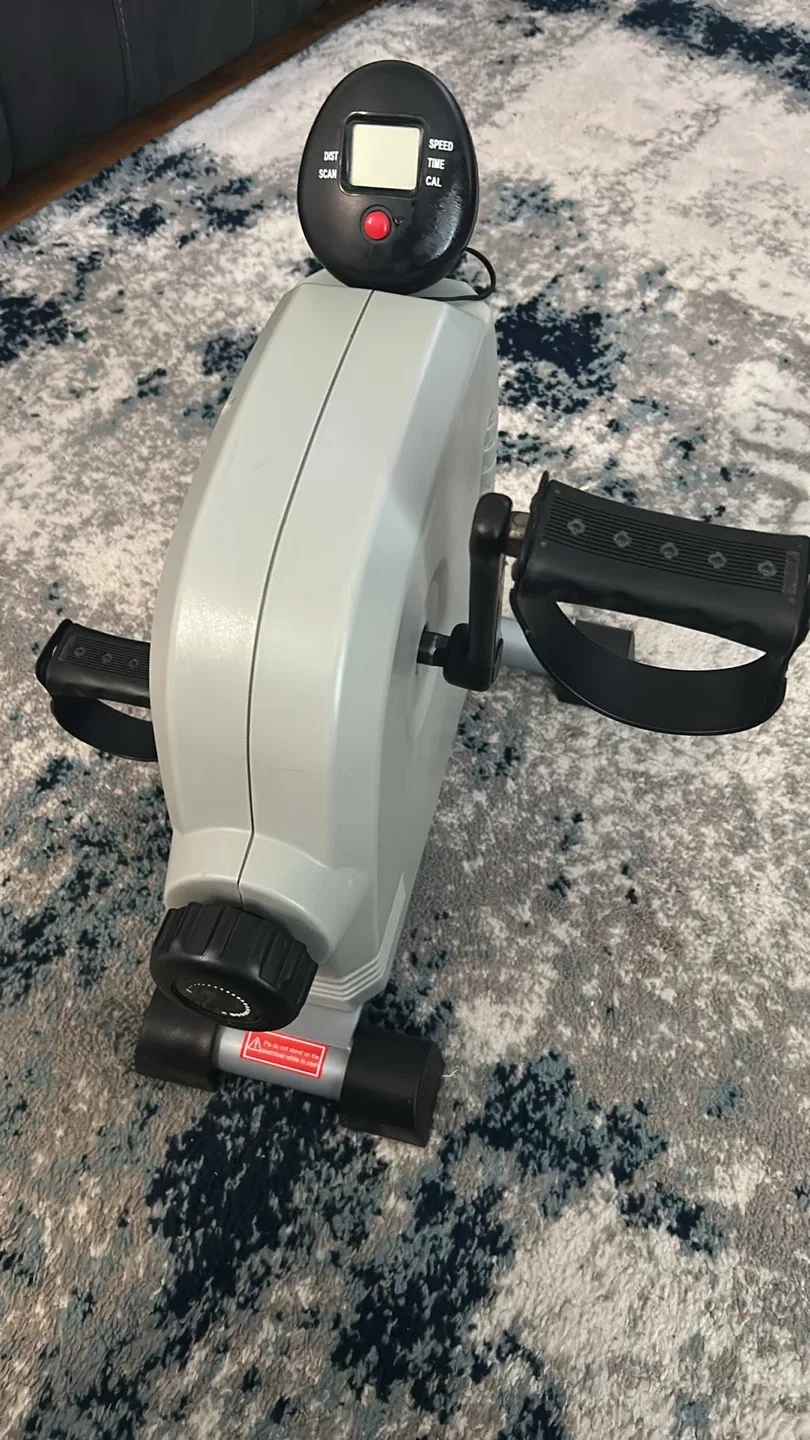 Portable Under Desk Bike Pedal Exerciser thumbnail