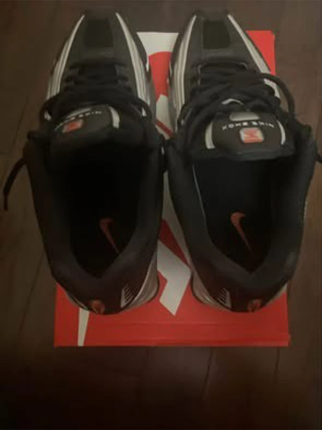Nike Shox R4 Black/Metallic Silver - photo 3