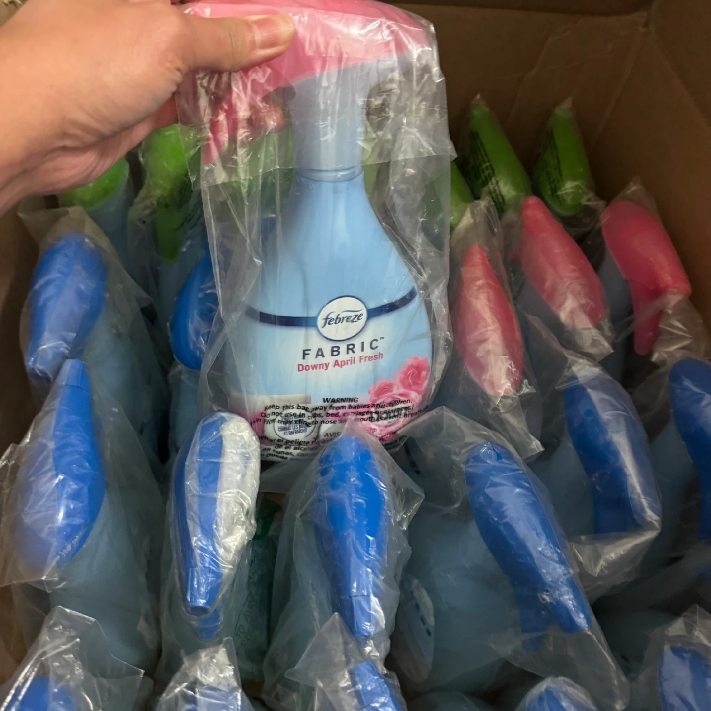 Bulk 25 pcs Febreze Fabric Refresher - Downy April Fresh