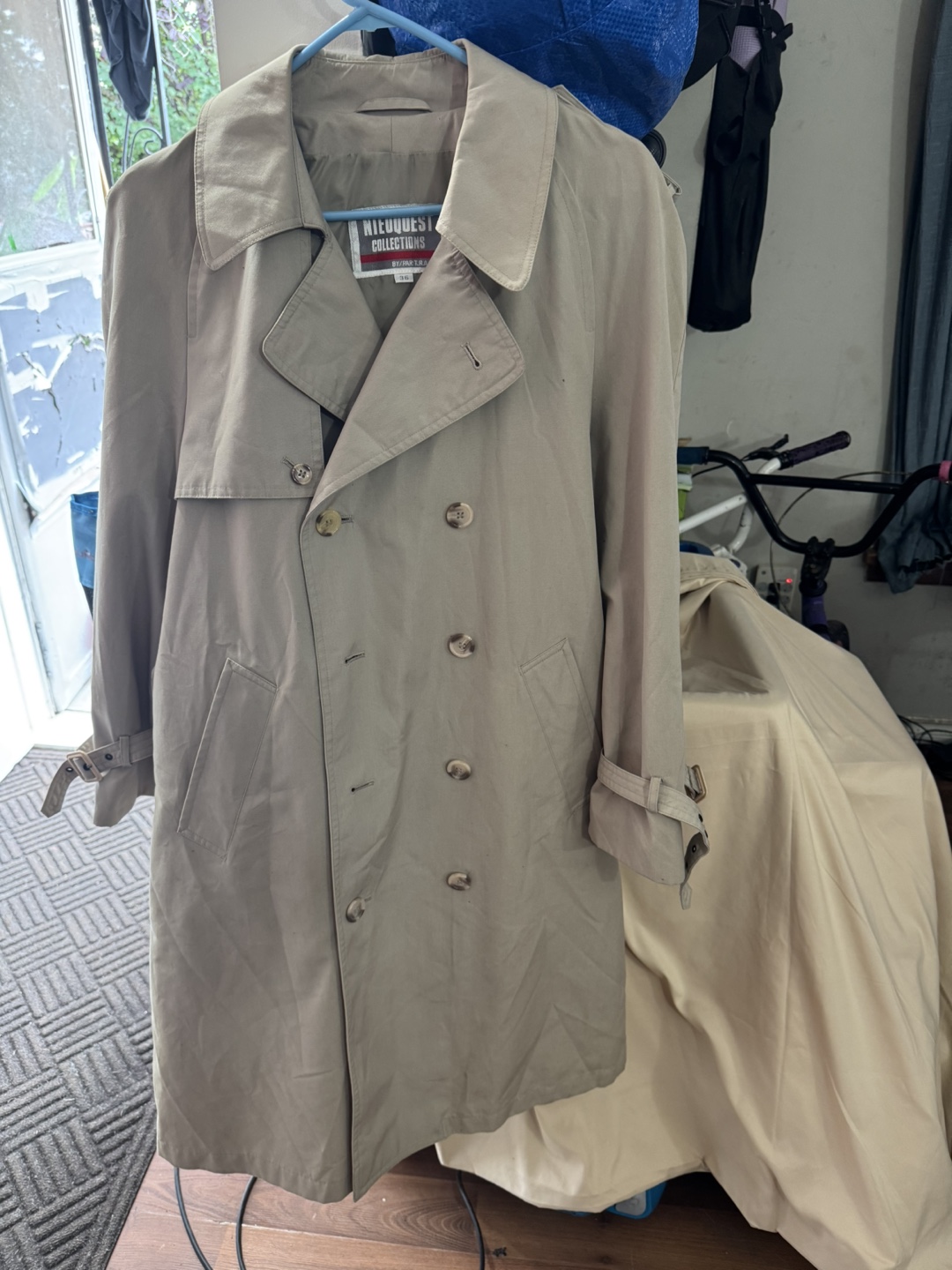 Nieuquest Collections Trench Coat - Size 36