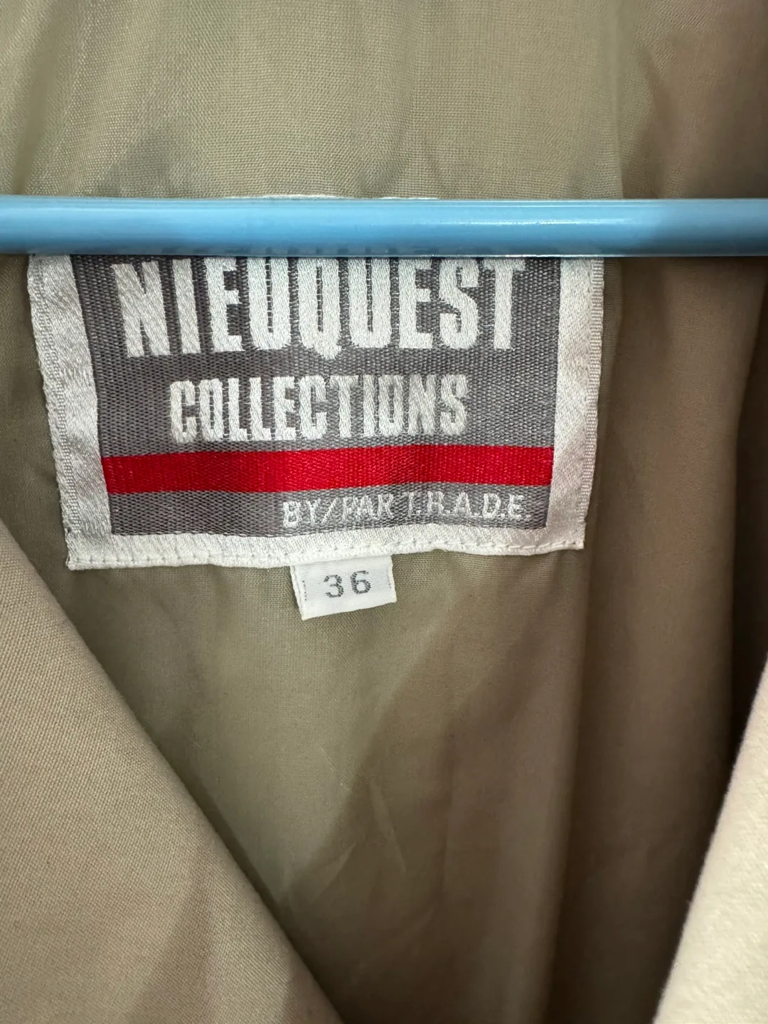 Nieuquest Collections Trench Coat - Size 36 image indicator(2)