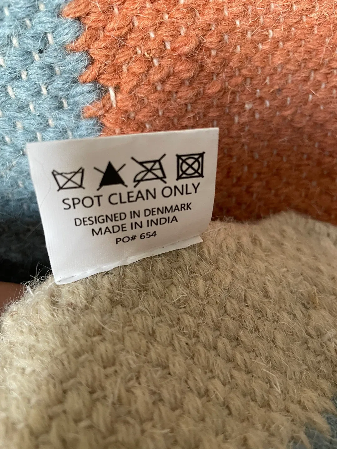 OYOY The Rainbow Wall Rug BNWT image indicator(4)