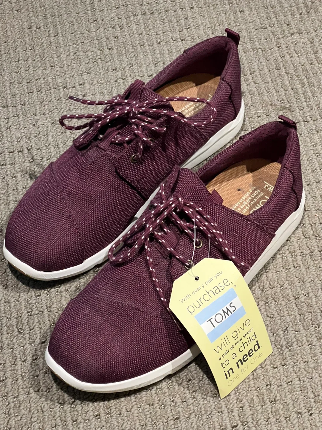 New TOMS Wmn Del Rey Black Cherry Poly Canvas - Size 8 image indicator(4)
