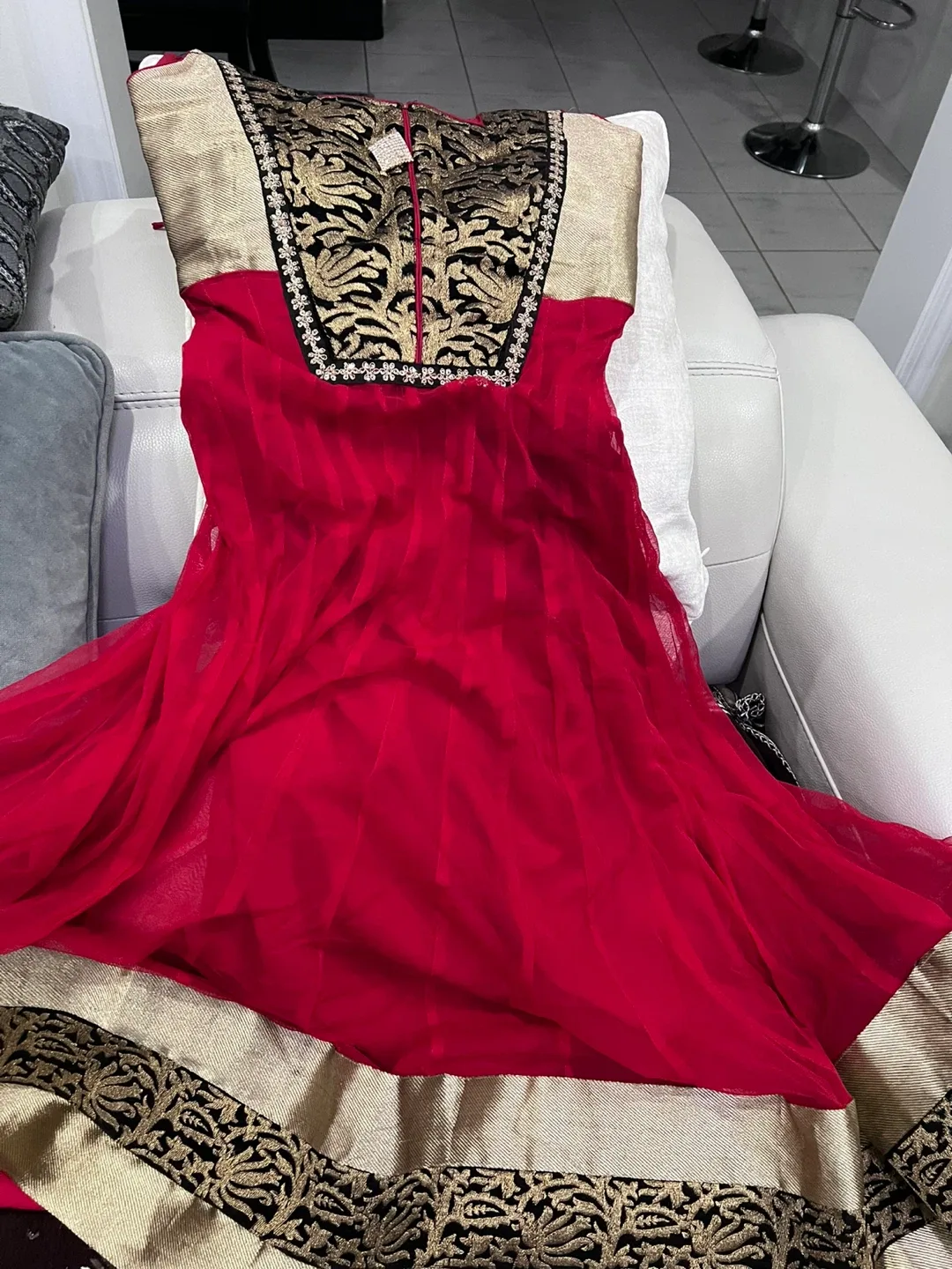 Indian/Pakistani Dresses - Variety of Styles $10 image indicator(3)