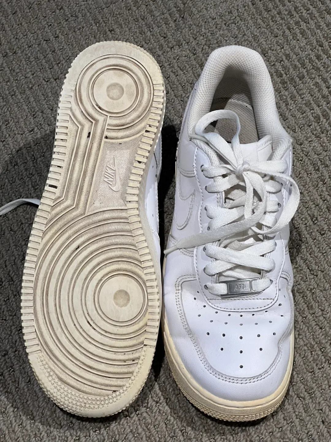 Nike Air Force 1 Low White image indicator(3)