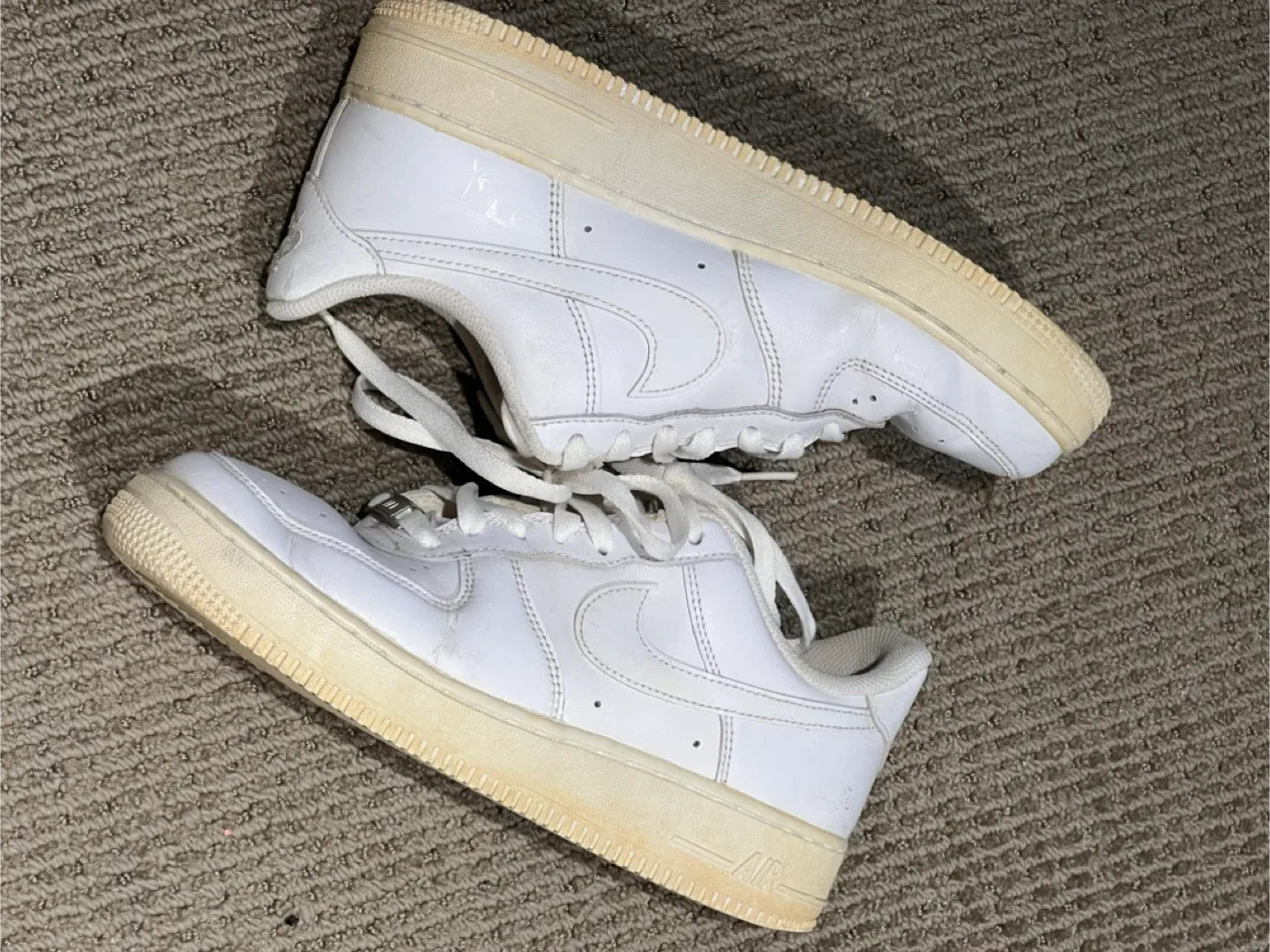 Nike Air Force 1 Low White image indicator(4)