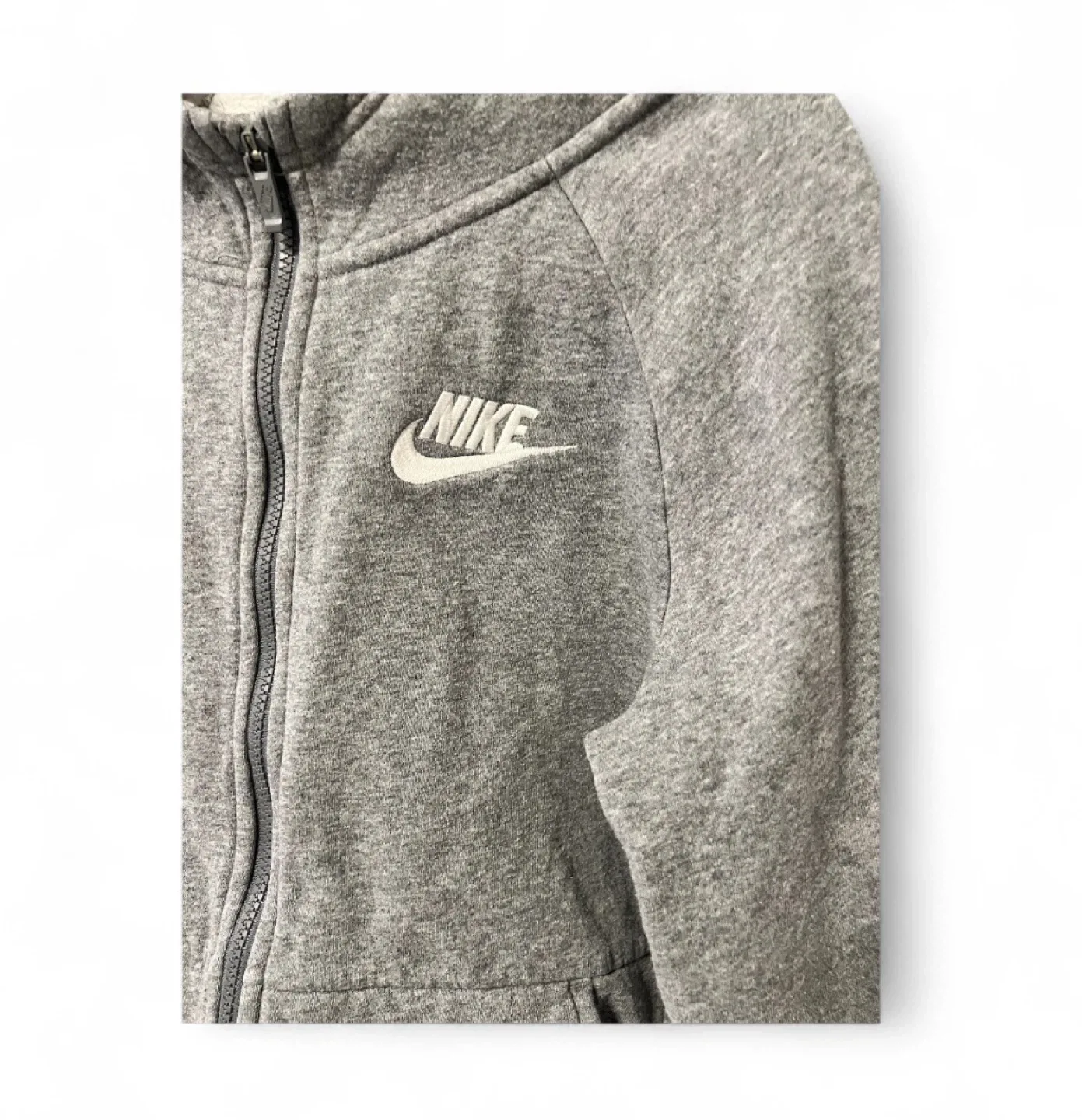 Nike Full-Zip Hoodie – Standard Fit – Size XL (Fits Smaller) image indicator(3)