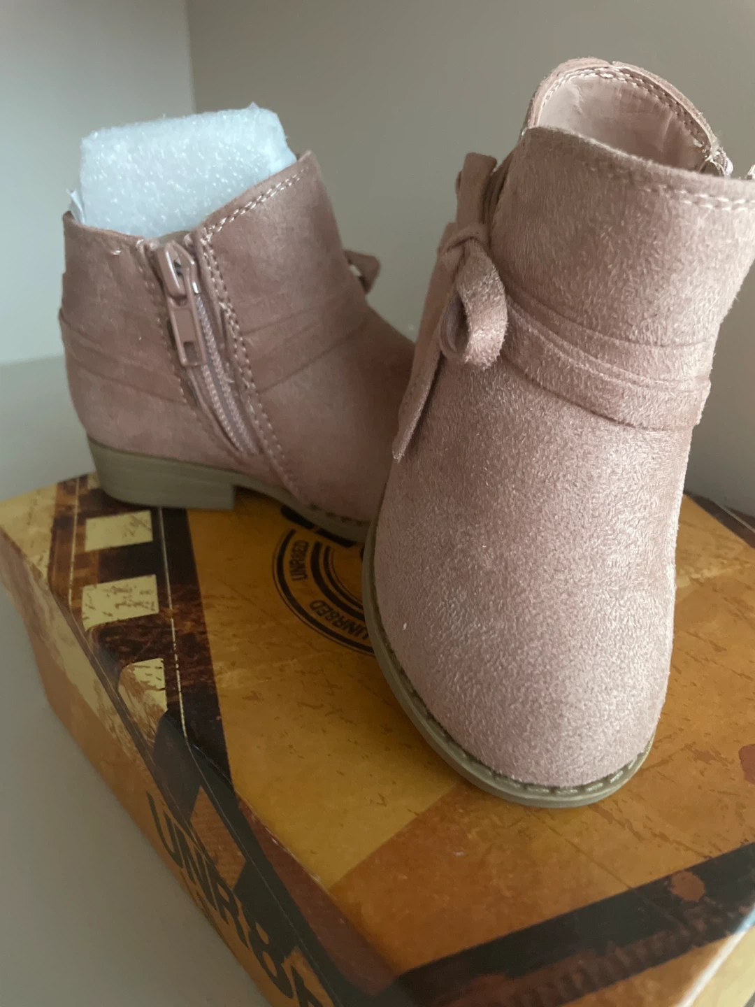 UNR8ED Reece Blush Ankle Boots - Size 5.5 - photo 2