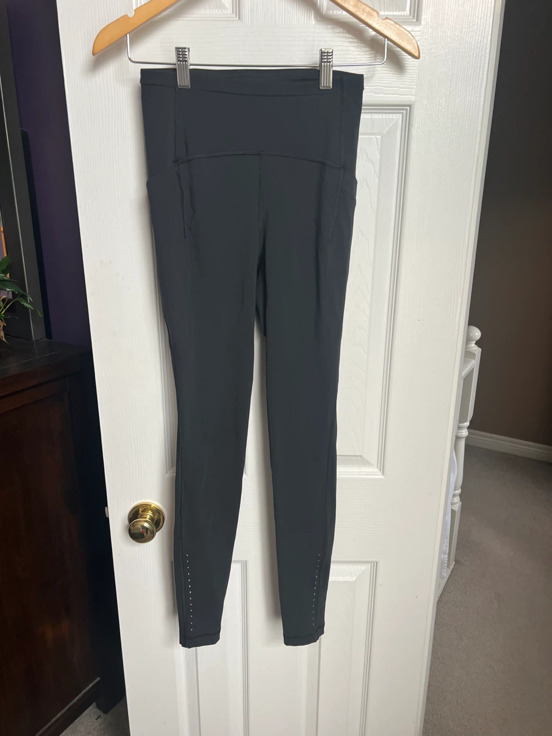 Lululemon Black swift speed Leggings - Size 4