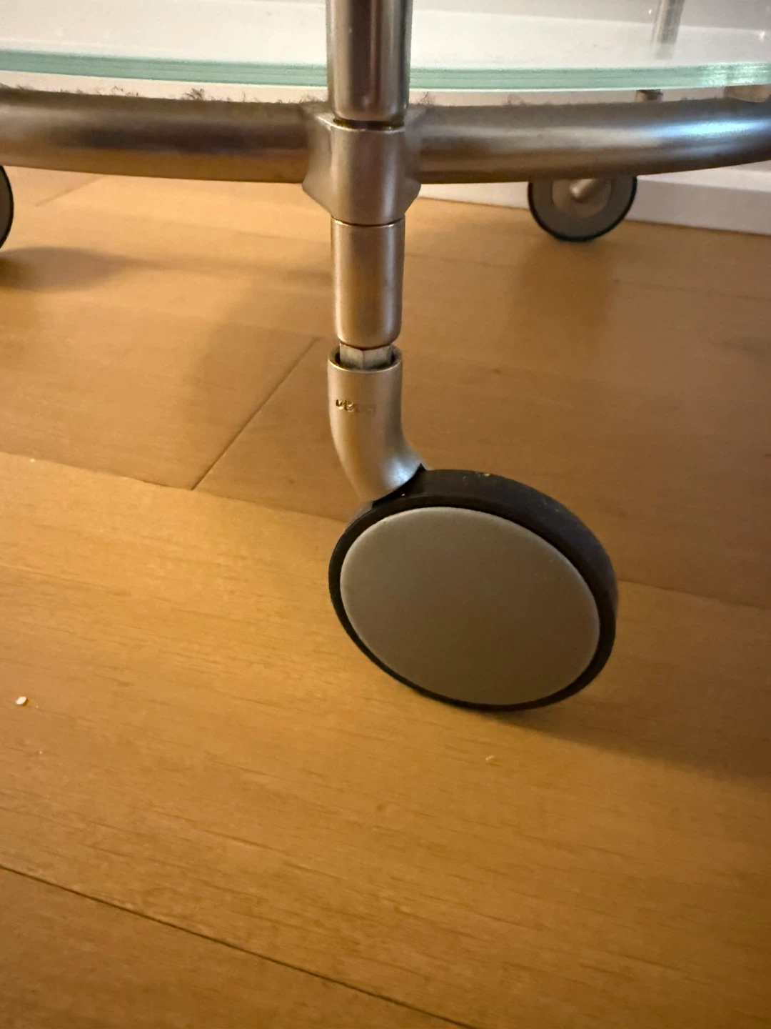 Modern Round Glass Side Table - photo 2