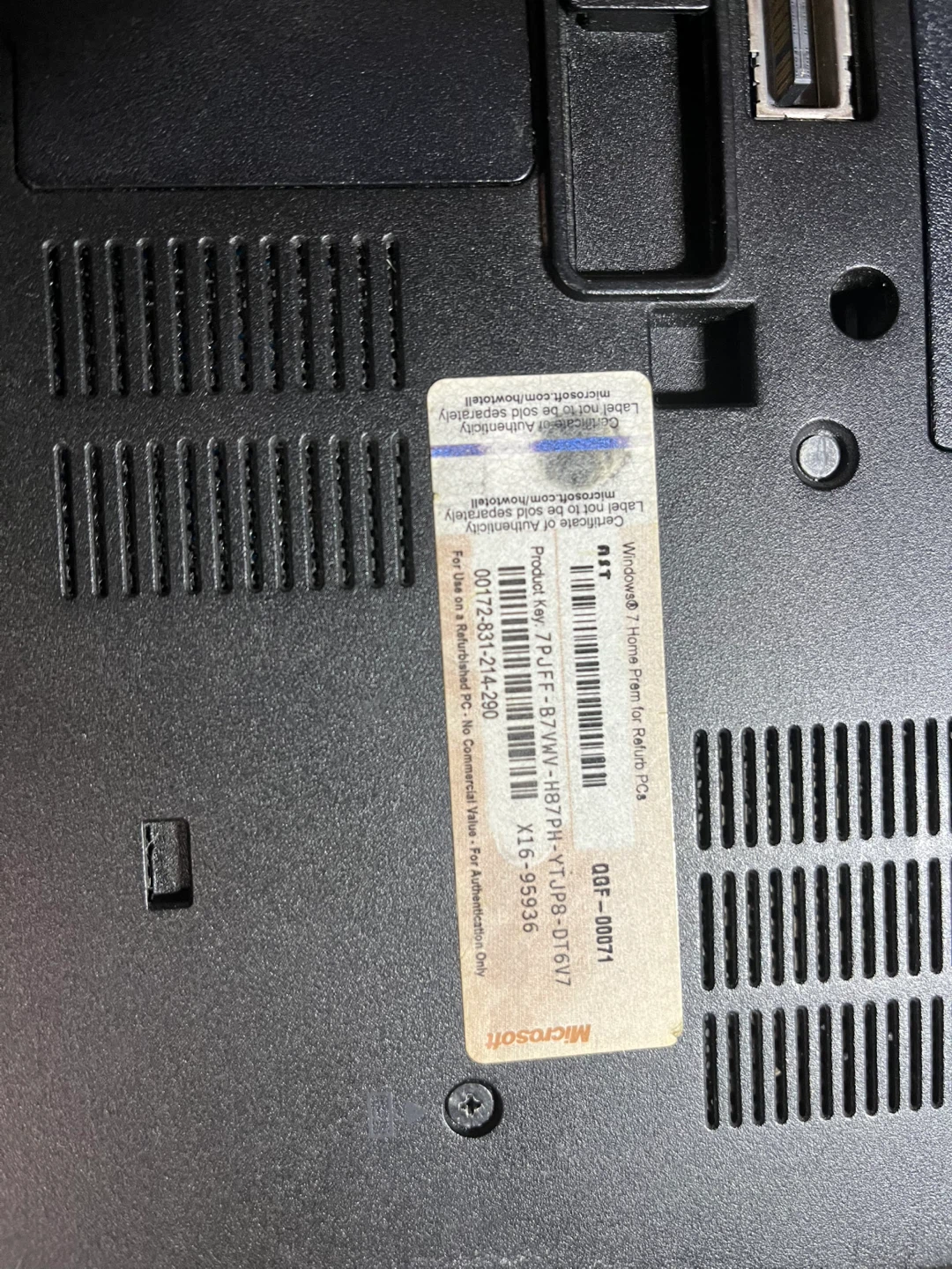 HP EliteBook 8440p Laptop - photo 5