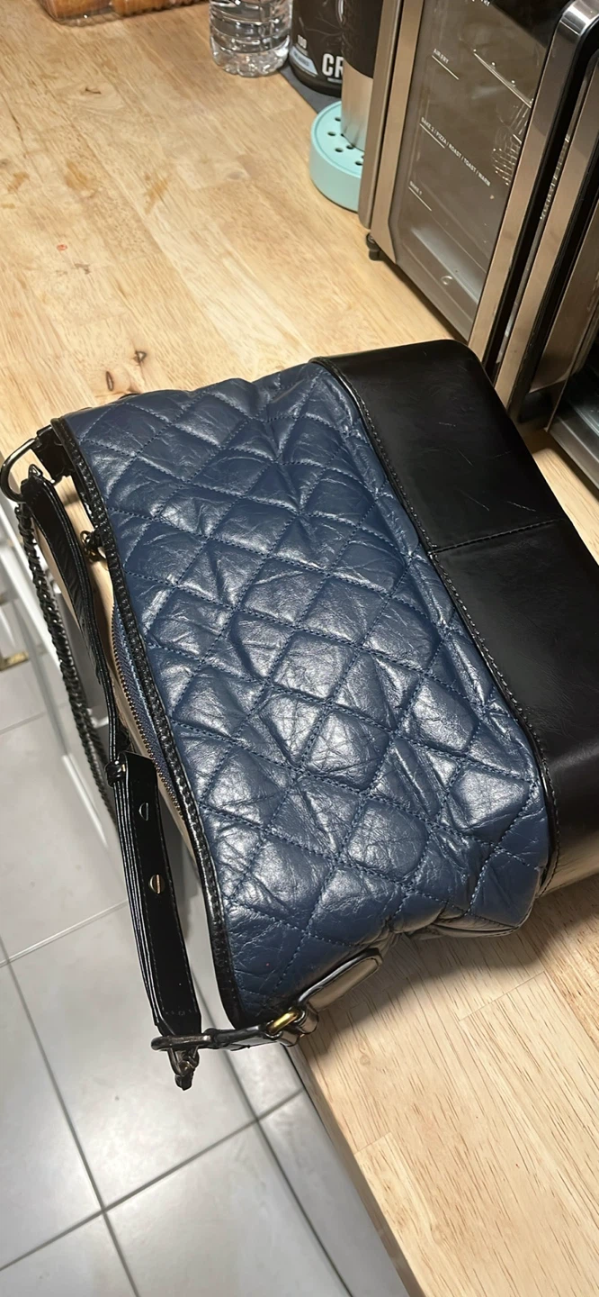 Chanel Gabrielle Hobo Navy Black - photo 3