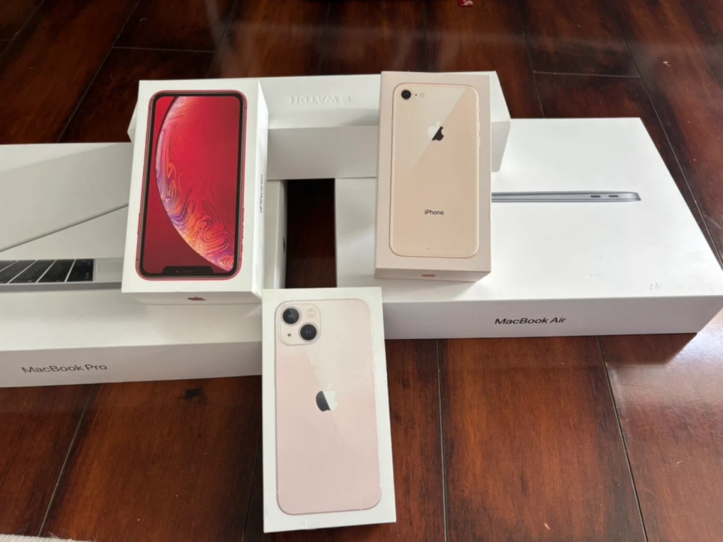 Apple boxes thumbnail