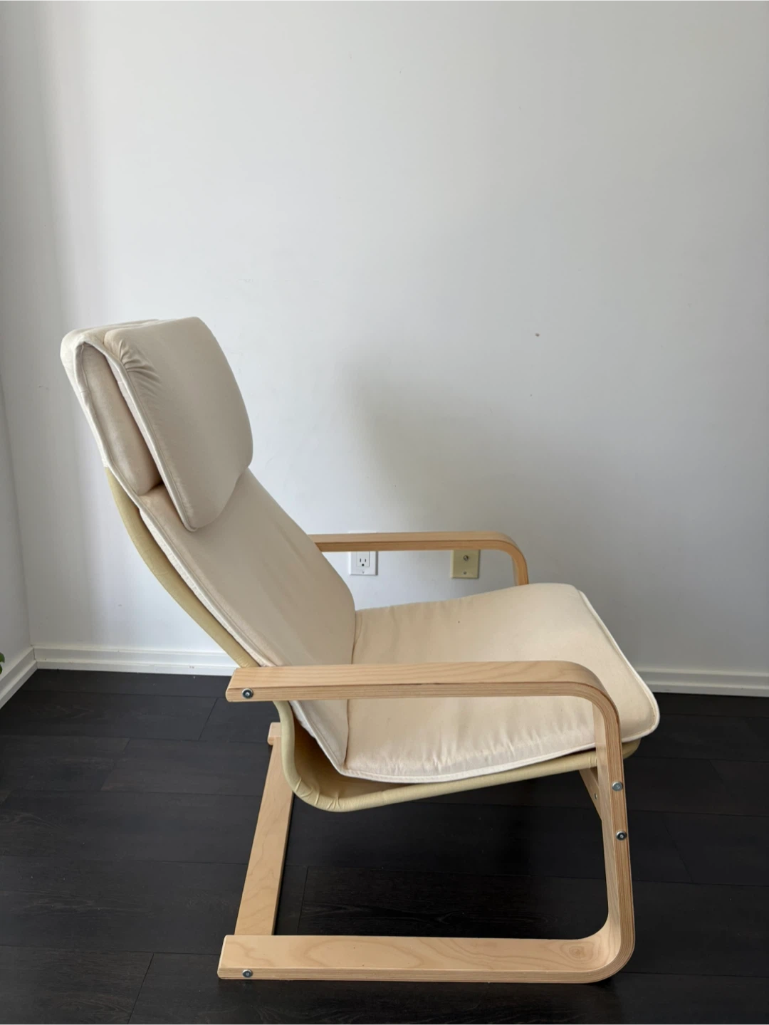 IKEA Poang Chair - photo 3