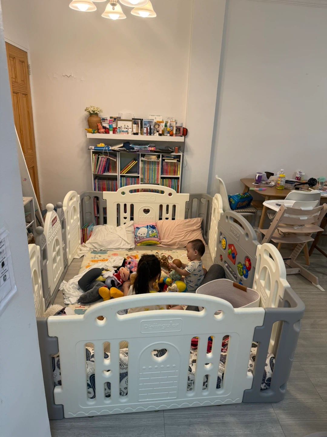 Dwinguler baby Playpen