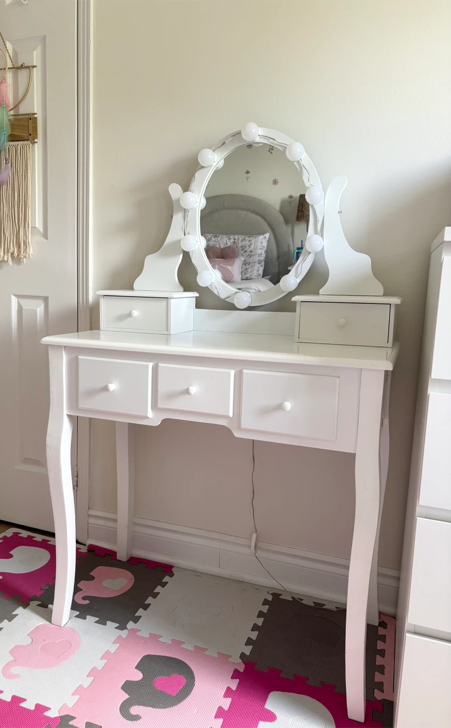 Makeup vanity with mirror