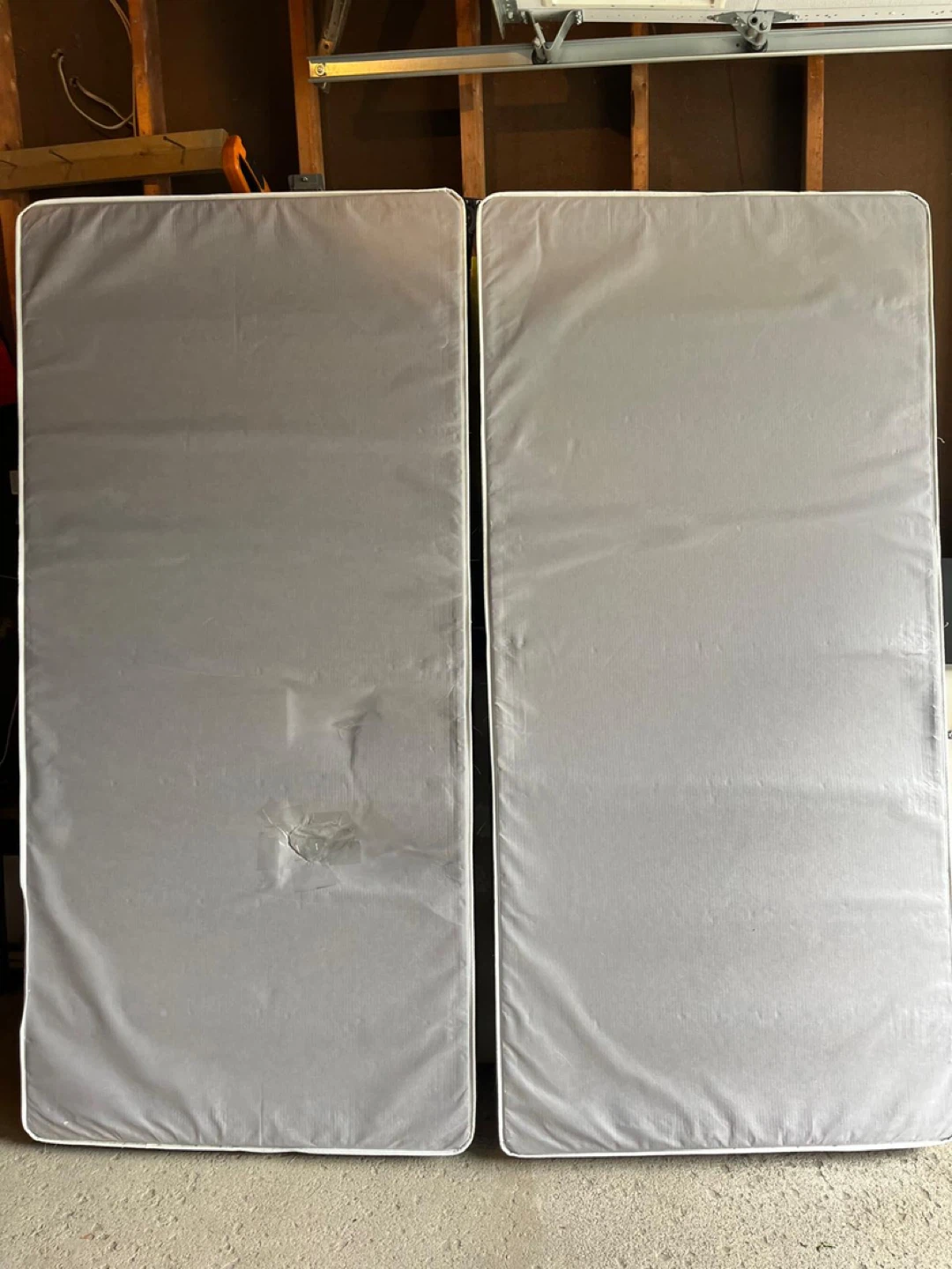 King size bed without mattress - photo 3