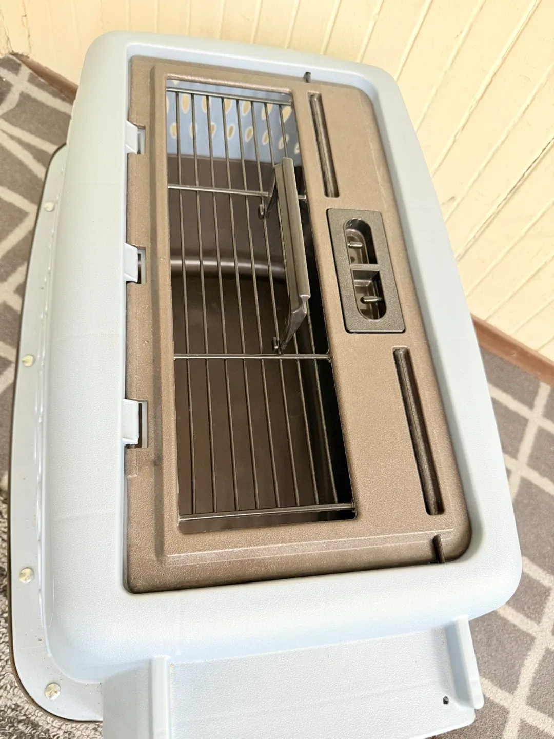 Petmate Sky Kennel Pet Carrier image indicator(3)