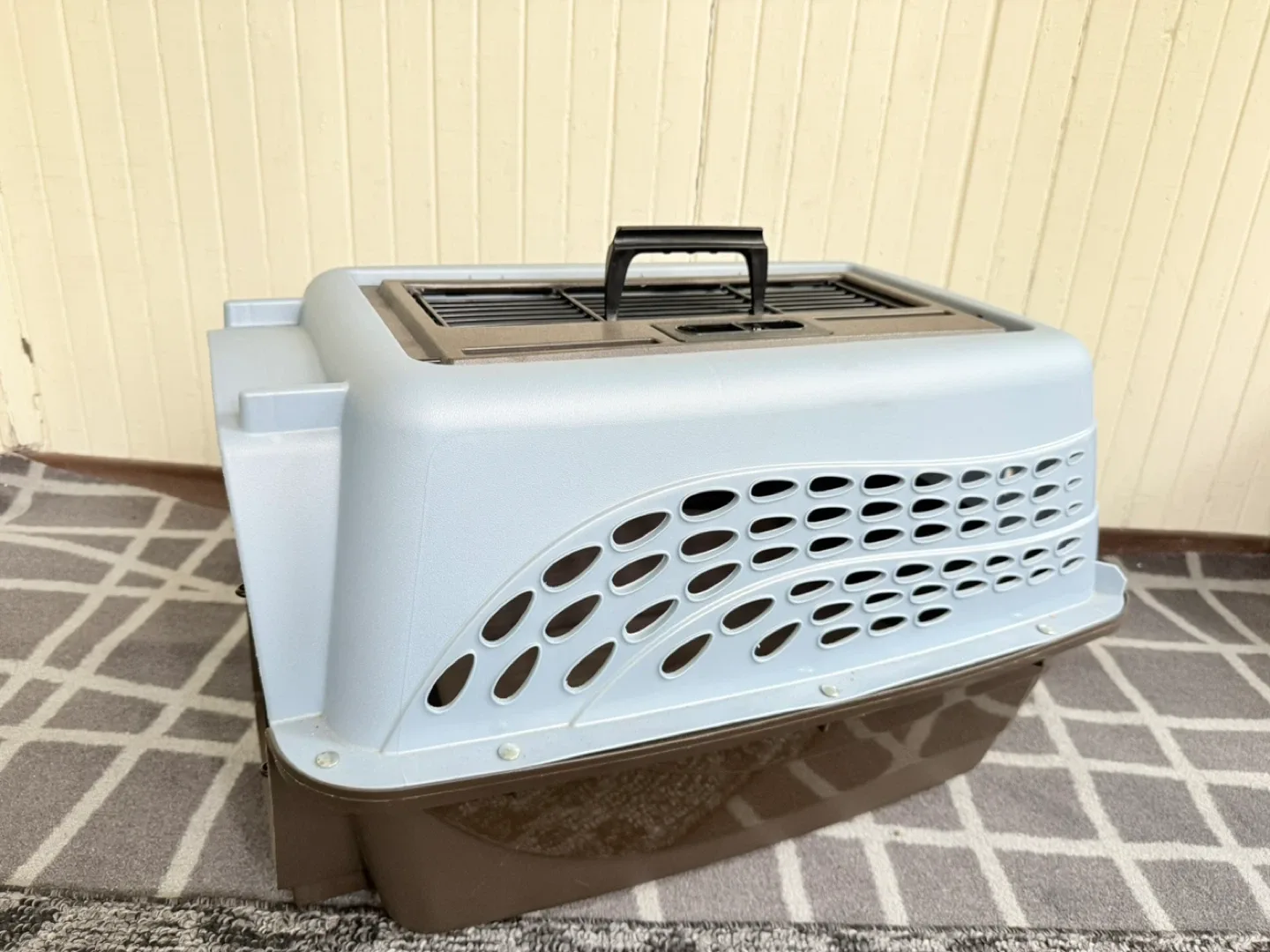 Petmate Sky Kennel Pet Carrier image indicator(2)