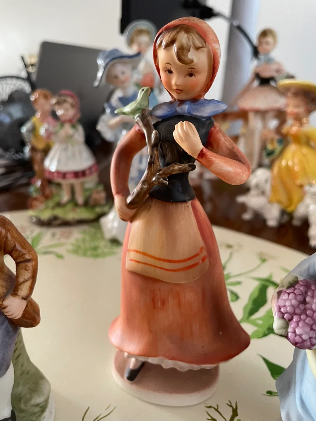 Vintage Porcelain Figurines image indicator(2)