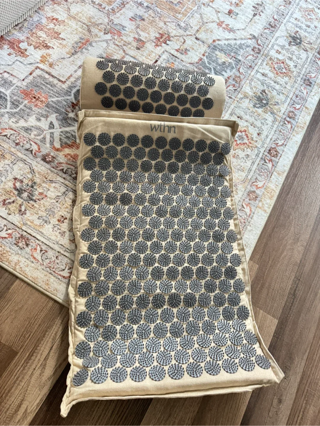 WTHN Acupressure Mat & Pillow Set image indicator(7)